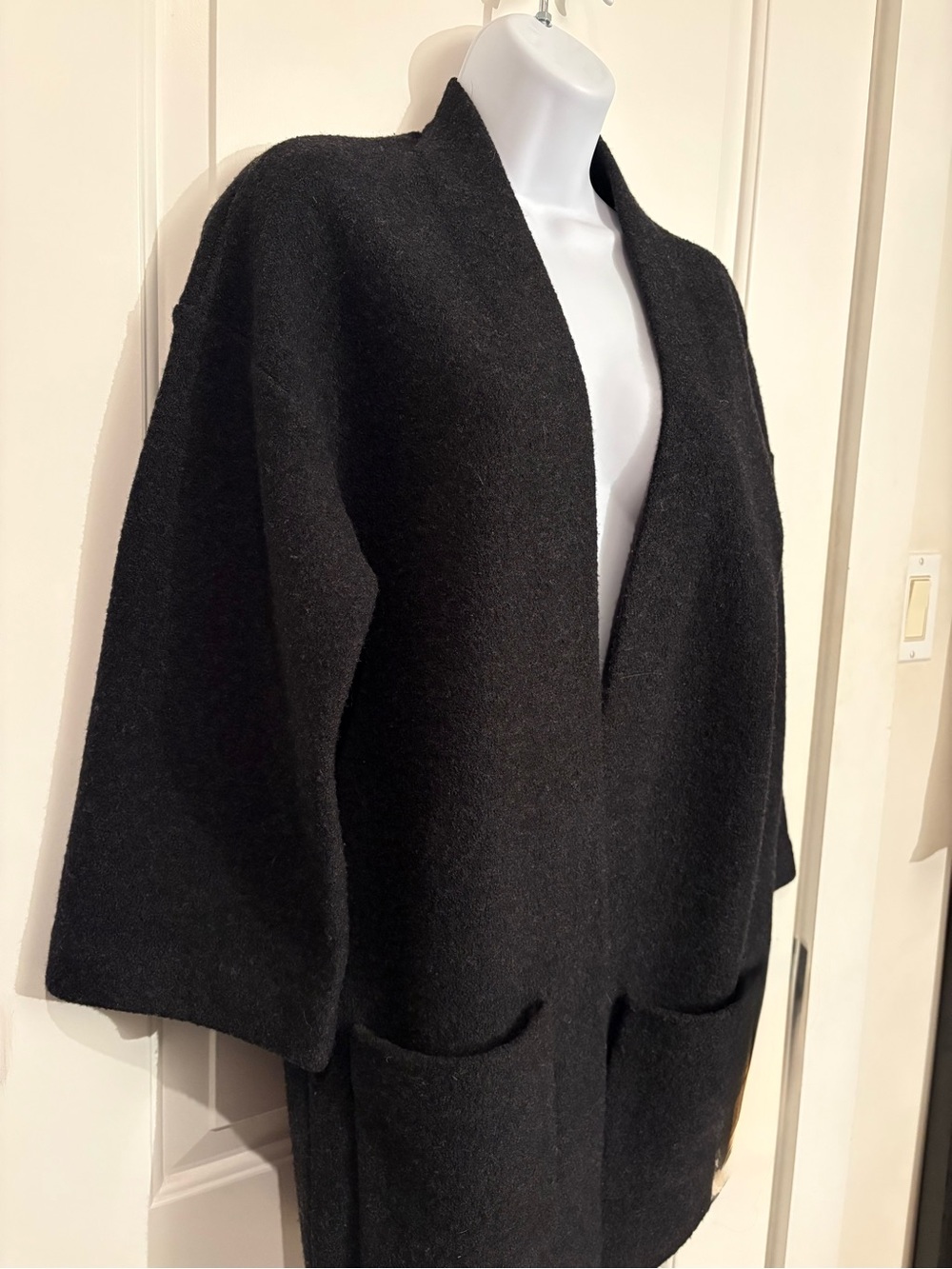 Wilfred Extra Fine Merino Wool Open Front Cardigan Black XS - Picture 3 of 6